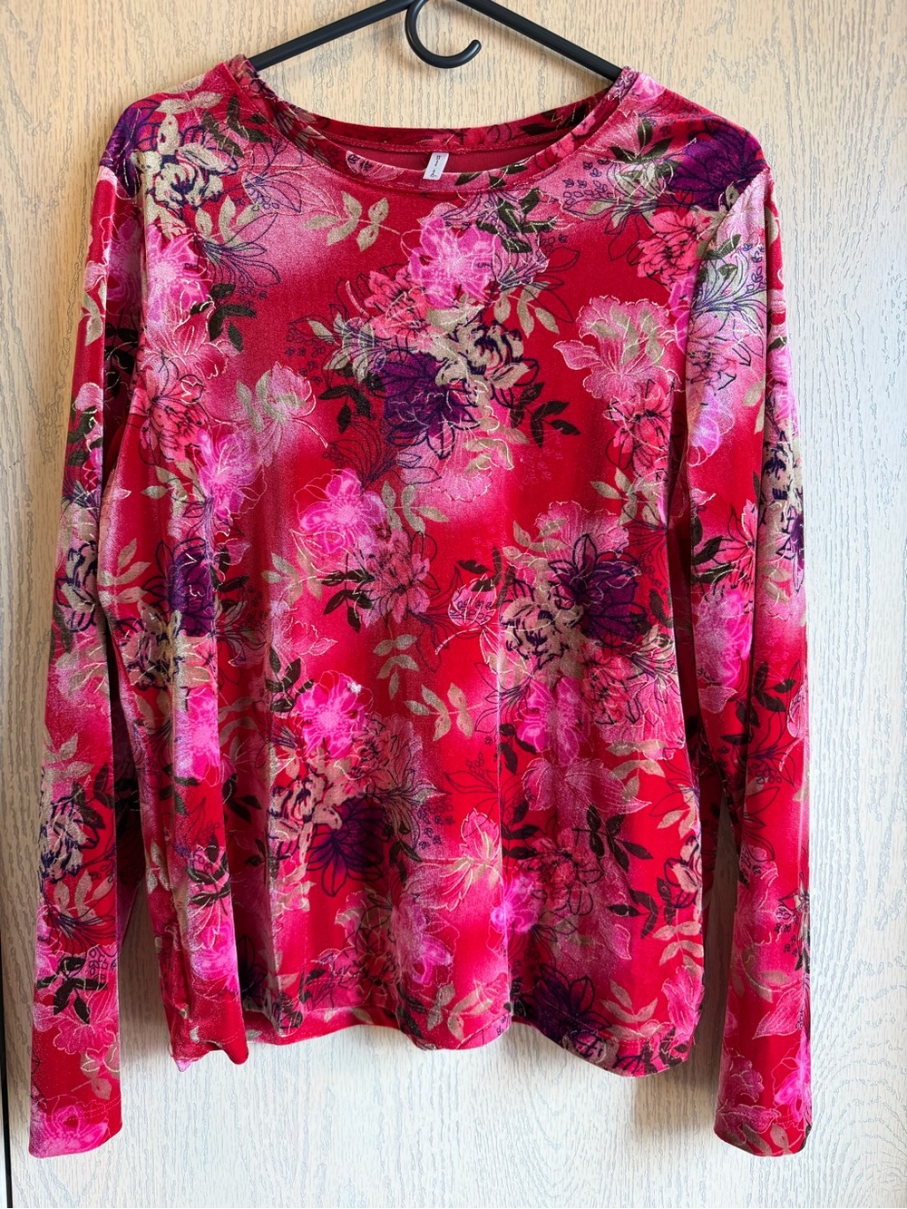 White Stag Pink Floral Long-Sleeve Tee